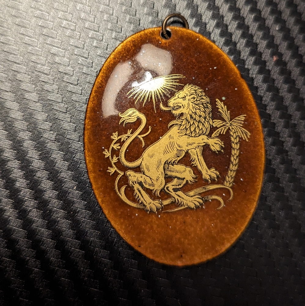 Lion Medallion/Pendant